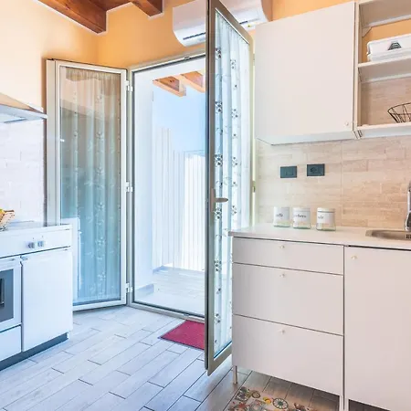 Casa Mare 2 Holiday home Brucoli