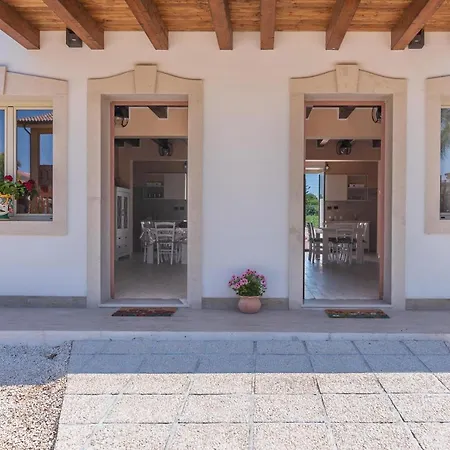 Casa Mare 2 Holiday home Brucoli