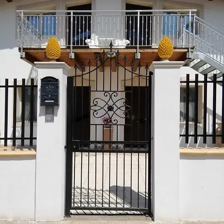 Casa Mare 2 Holiday home *